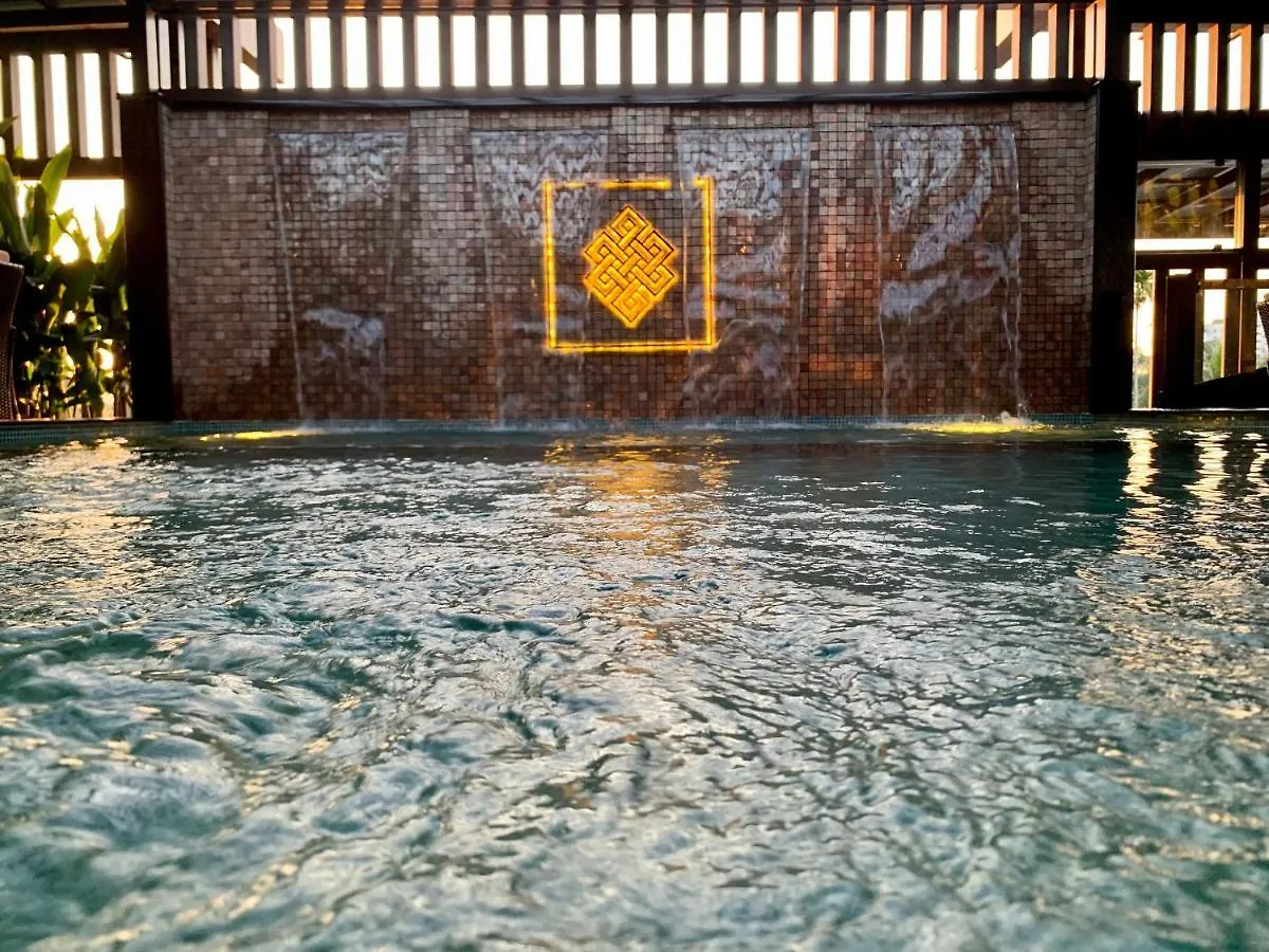 Resort Hotel Retrieve Health & Wellness Kochi