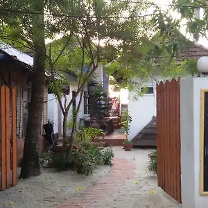 https://mandala-beach-house-cottages.hotels-alappuzha.com