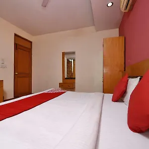 https://oyo-305-hotel-rajdeep-palace.hotelsdelhi.org