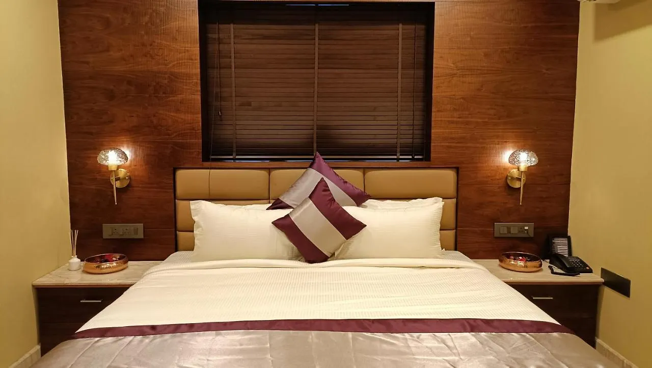 Resort Retrieve Health & Wellness Hotel Kochi