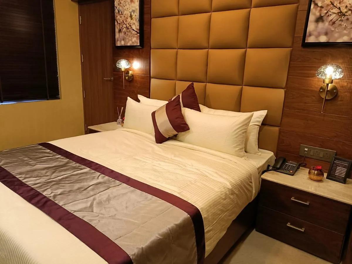 Retrieve Health & Wellness Hotel Kochi Resort