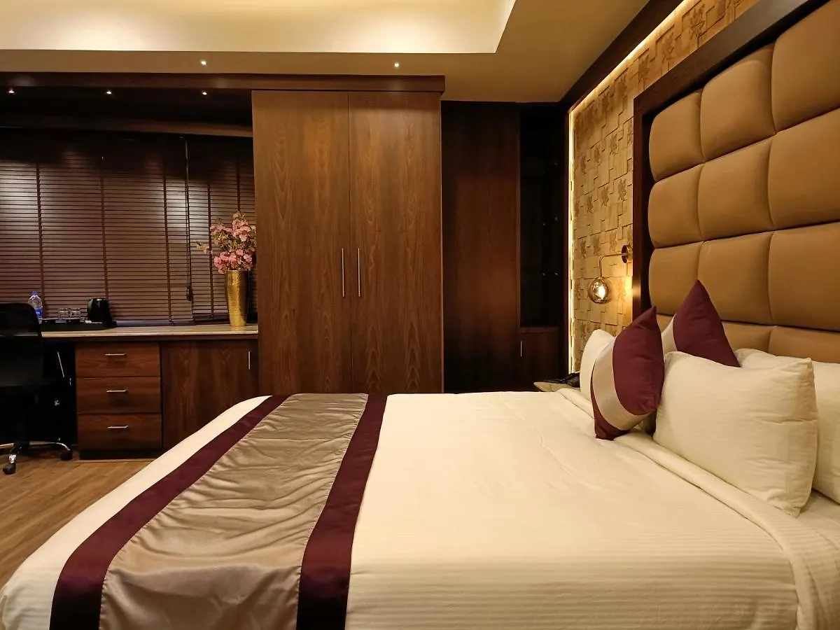 Resort Retrieve Health & Wellness Hotel Kochi India