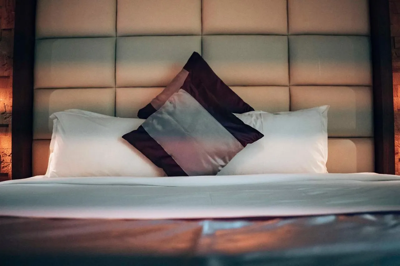 Resort Retrieve Health & Wellness Hotel Kochi