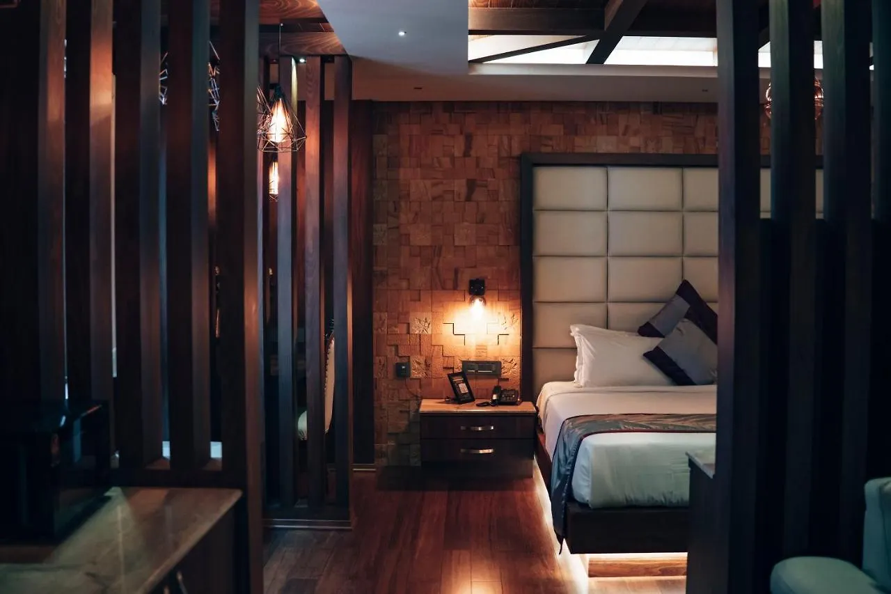 Retrieve Health & Wellness Hotel Kochi Resort
