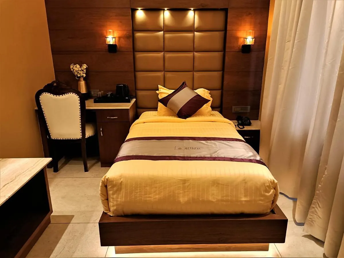 Retrieve Health & Wellness Hotel Kochi 0*,